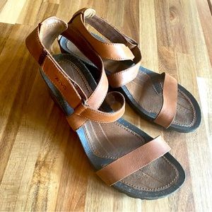 Teva wedge leather sandals
